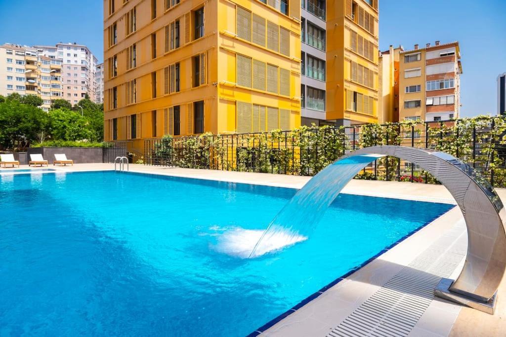 Daire Ultra Luex Deniz Manzarali Site Ici 2+1 İstanbul
